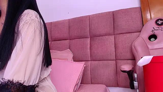 samantha_sw from StripChat