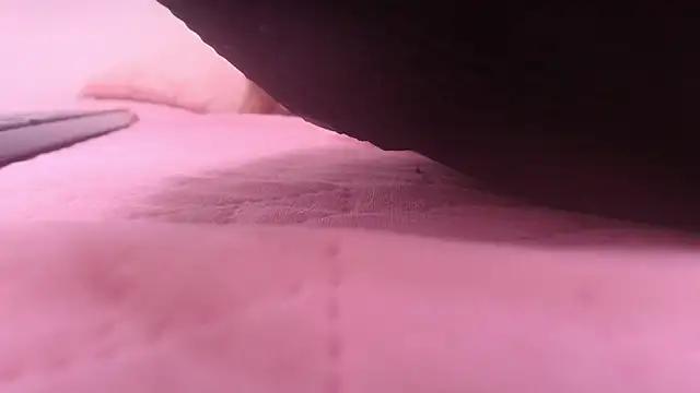 samantha_sw from StripChat