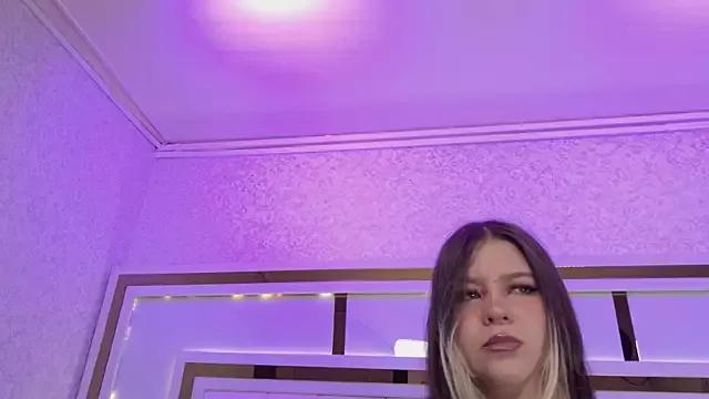 samanthaa_sm from StripChat