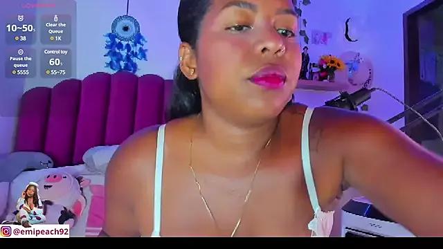 samanthaabloom from StripChat