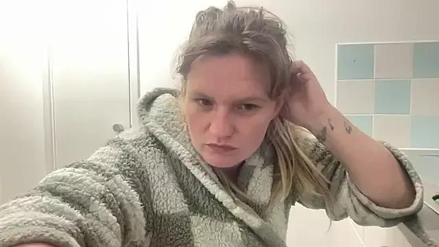 samanthaalice from StripChat