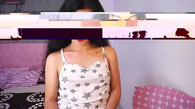 samanthadeluxe1 from StripChat
