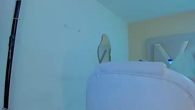 samanthalopez__ from StripChat