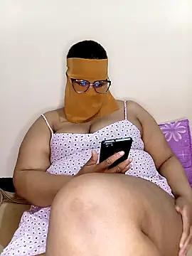 Samara-Bella from StripChat