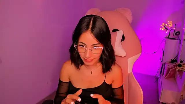 samara18_18_ from StripChat