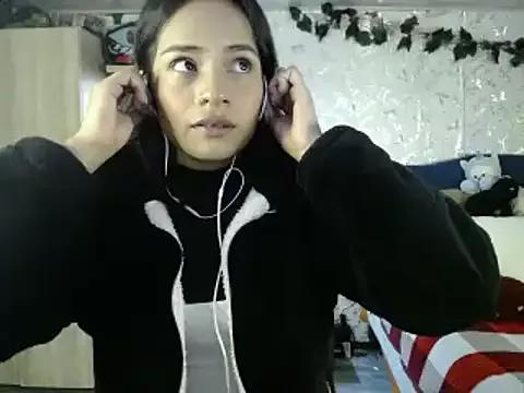 Samara_Beltran from StripChat is Freechat