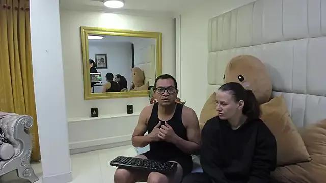 Explore our live girls sluts from our Custom and Multi clubs and checkout exclusive access to highly interactive content, such as shape, hair, titties, pussy type and many more.