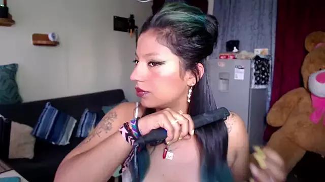 Samrosee2_ webcams show profile image 