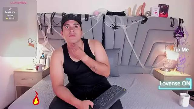 samy_carson_ from StripChat is Freechat