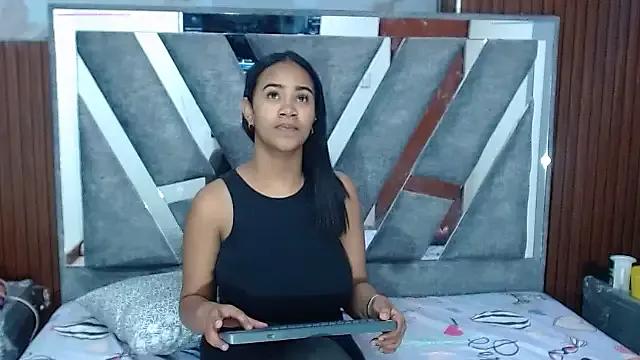 Sanabrl_tits webcams show profile image 