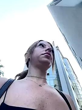 Sandra_Jo from StripChat is Freechat