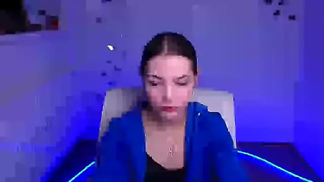 Explore our live girls sluts from our Custom and Multi clubs and checkout exclusive access to highly interactive content, such as shape, hair, titties, pussy type and many more.