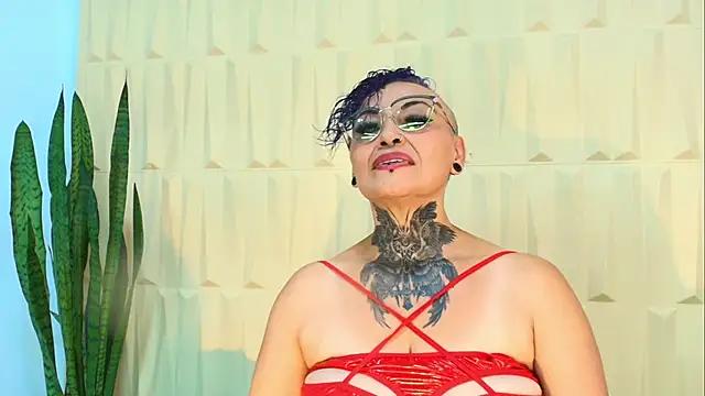 Explore our live girls sluts from our Custom and Multi clubs and checkout exclusive access to highly interactive content, such as shape, hair, titties, pussy type and many more.