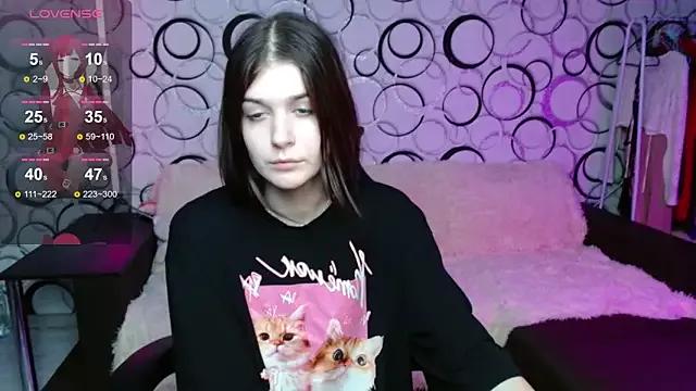 SapphireSiren from StripChat