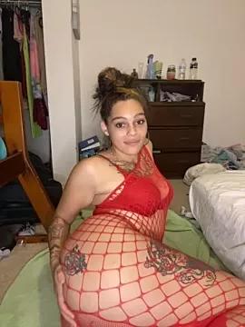sapphirestorm8 from StripChat