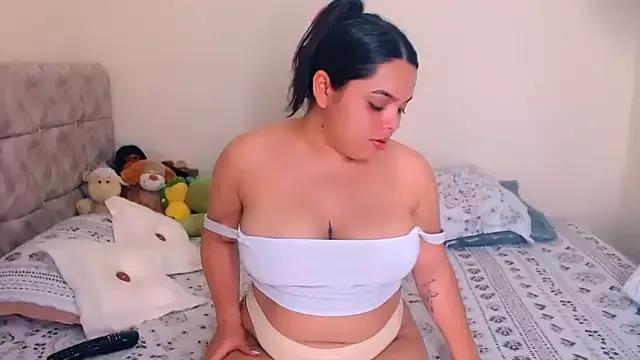 Sara-04 from StripChat