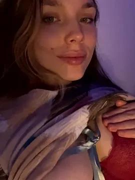 Sara_Browney from StripChat