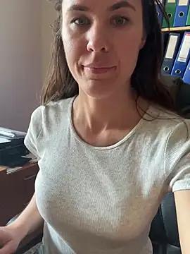 Sara_darling from StripChat