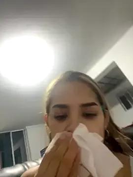 Sara_Diamont from StripChat is Freechat