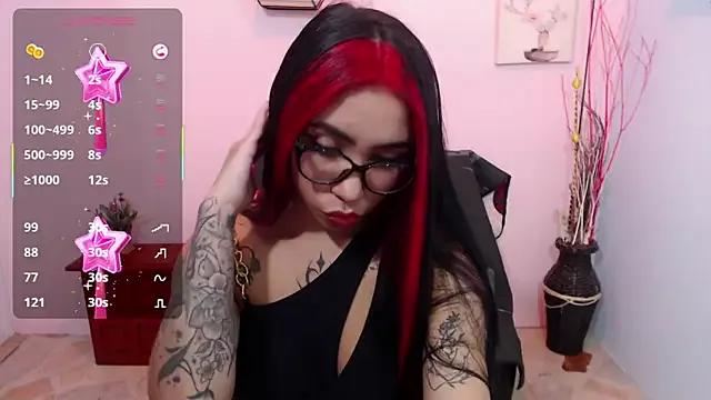 sara_dias from StripChat