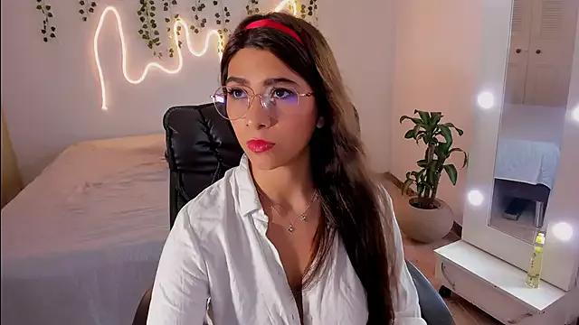 Sara_doll77 webcams show profile image 