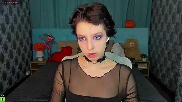 Explore our live girls sluts from our Custom and Multi clubs and checkout exclusive access to highly interactive content, such as shape, hair, titties, pussy type and many more.