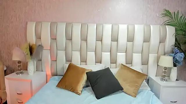 sara_ospina_ from StripChat is Freechat
