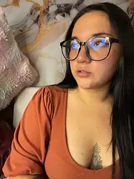 sara_roy04_ from StripChat is Freechat