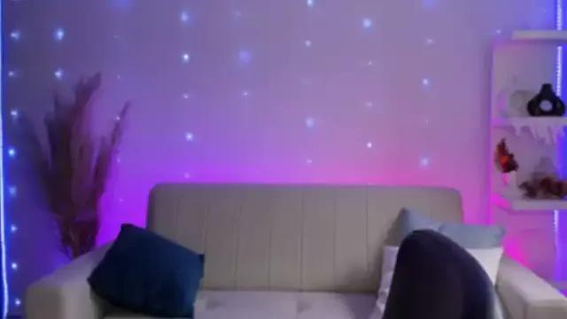 Saraa_Desiree from StripChat