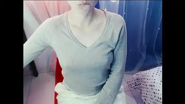 Sarablonde420 from StripChat is Freechat