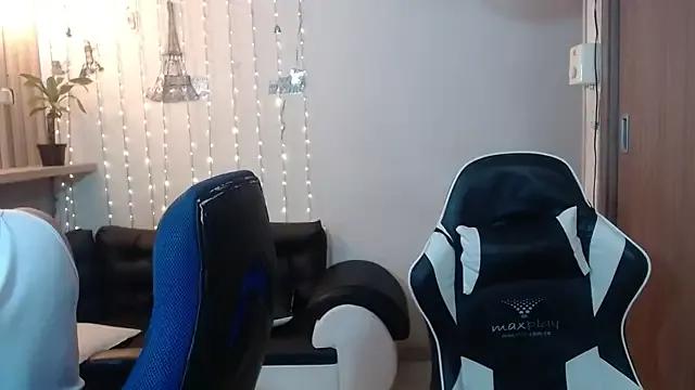 SaraClub_JY webcams show profile image 