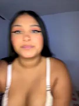 sarafox_10 from StripChat is Freechat