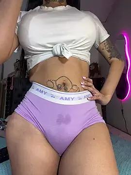 Explore our live girls sluts from our Custom and Multi clubs and checkout exclusive access to highly interactive content, such as shape, hair, titties, pussy type and many more.