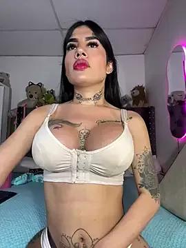 saragill323 from StripChat