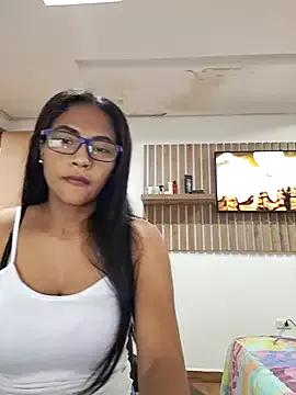 sarah_garcia_ from StripChat