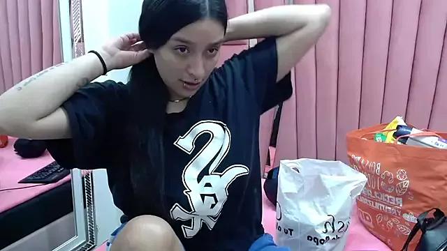 Sarah_Hornny from StripChat