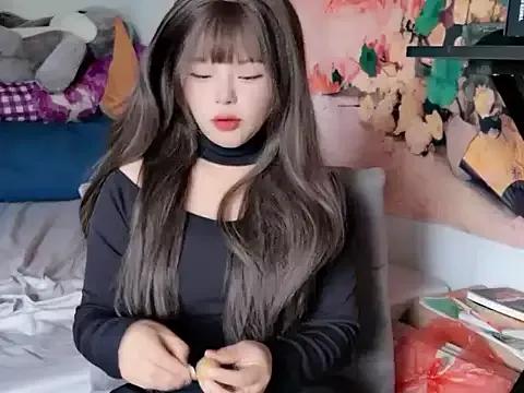 SarahBeii from StripChat