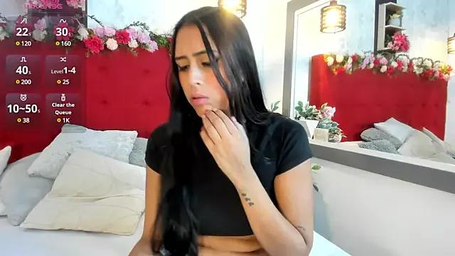SarahEscobarr from StripChat is Freechat