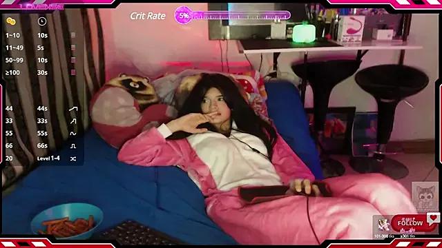 Sarahgin from StripChat