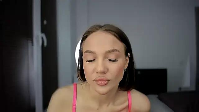 sarahphyllis from StripChat