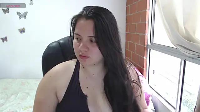 Sarahros1 from StripChat