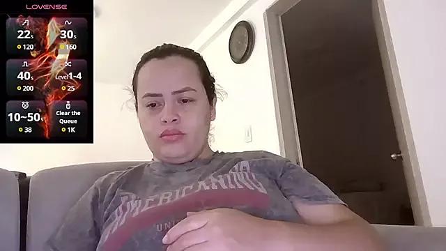 saramartinez1000 from StripChat