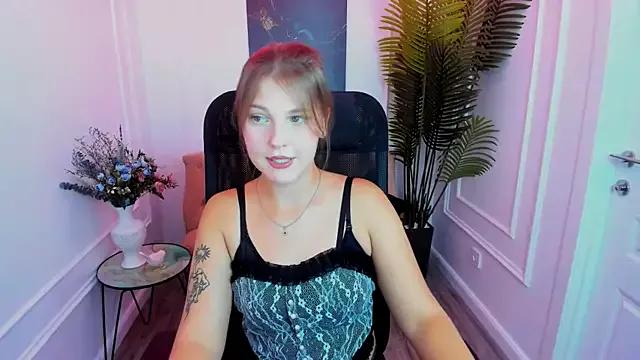 Explore our live girls sluts from our Custom and Multi clubs and checkout exclusive access to highly interactive content, such as shape, hair, titties, pussy type and many more.
