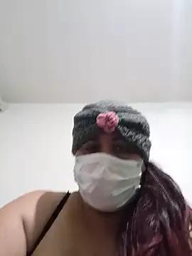 Saramilf36 from StripChat