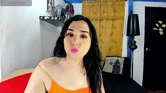 SARAMISHA from StripChat