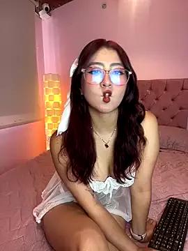 Saramooon webcams show profile image 