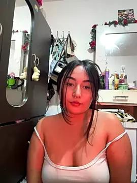 Explore our live girls sluts from our Custom and Multi clubs and checkout exclusive access to highly interactive content, such as shape, hair, titties, pussy type and many more.