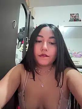 Explore our live girls sluts from our Custom and Multi clubs and checkout exclusive access to highly interactive content, such as shape, hair, titties, pussy type and many more.