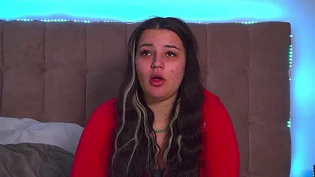 SaraOswald from StripChat