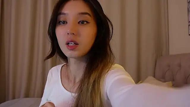 Sarasuo1 from StripChat